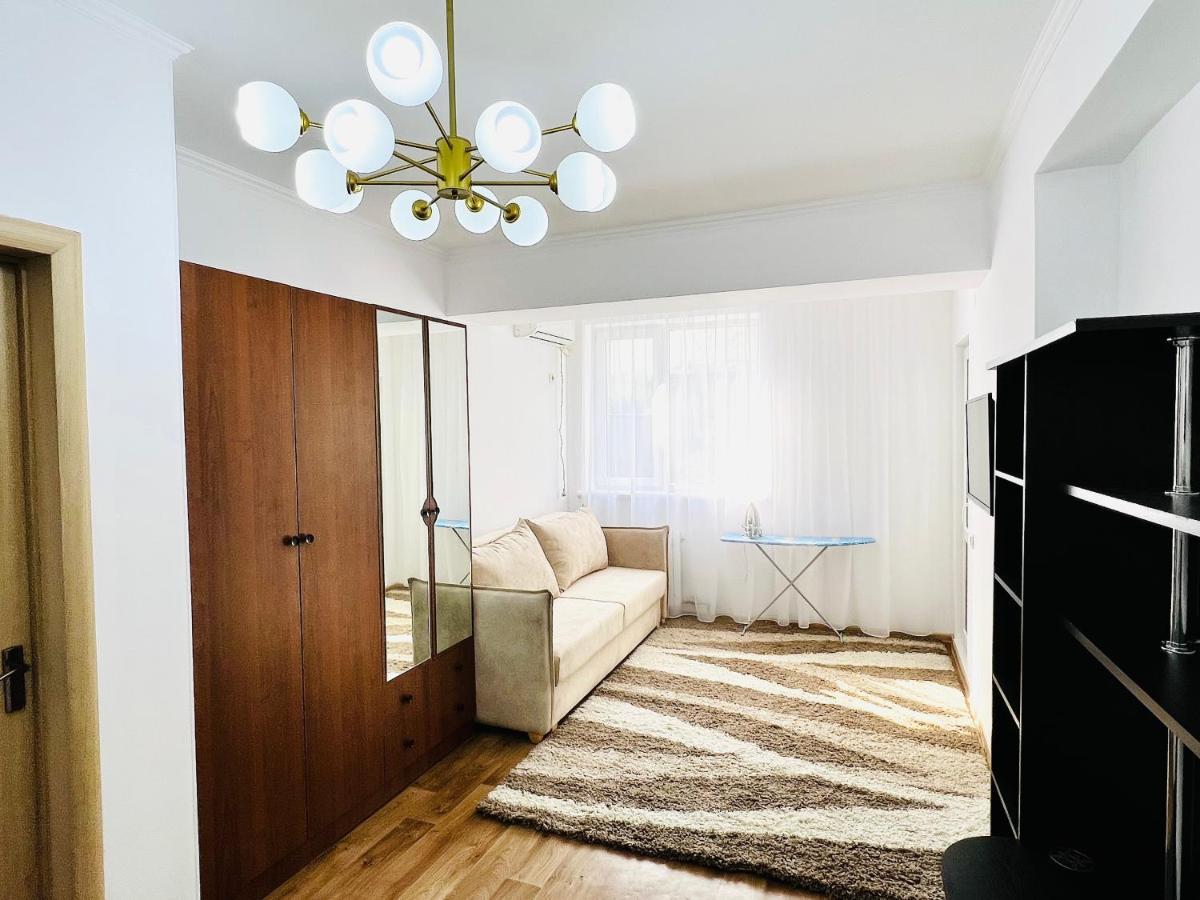 Evita Apartment Bishkek Exterior photo